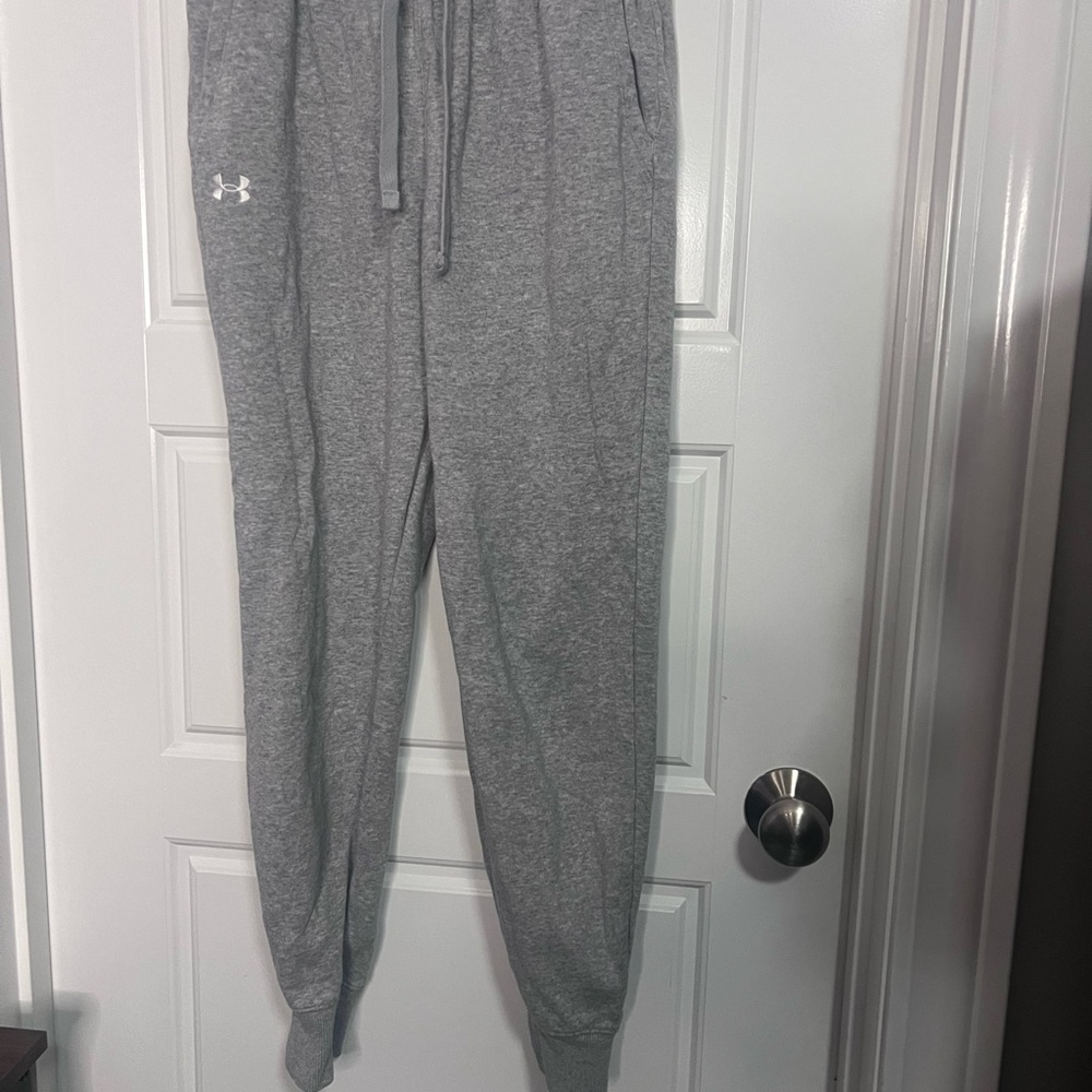 Under Armour Heather Gray Sweatpants